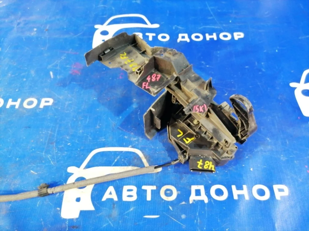 замок двери FORD FOCUS CB8 IQDB
