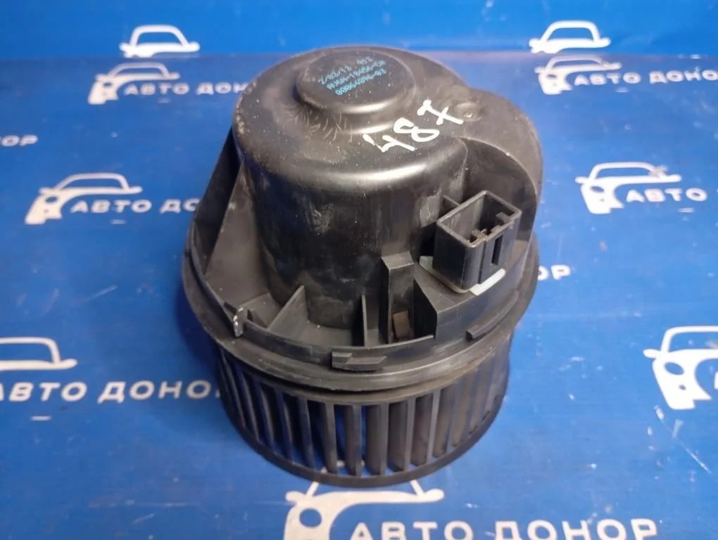 мотор печки FORD FOCUS CB8 IQDB