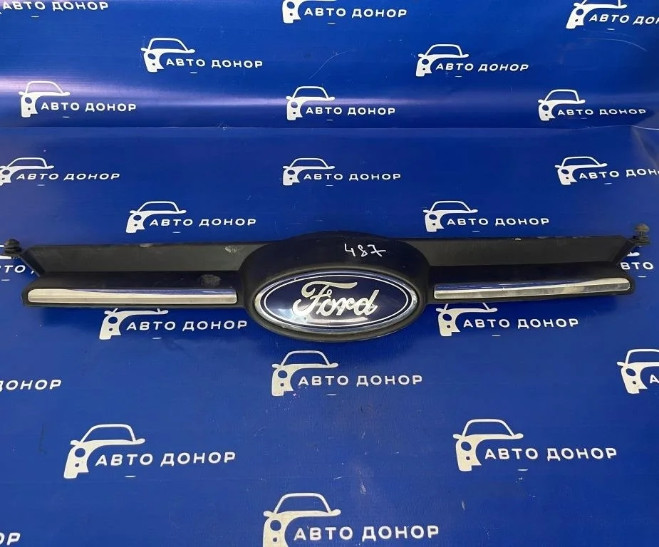 решетка радиатора FORD FOCUS CB8 IQDB