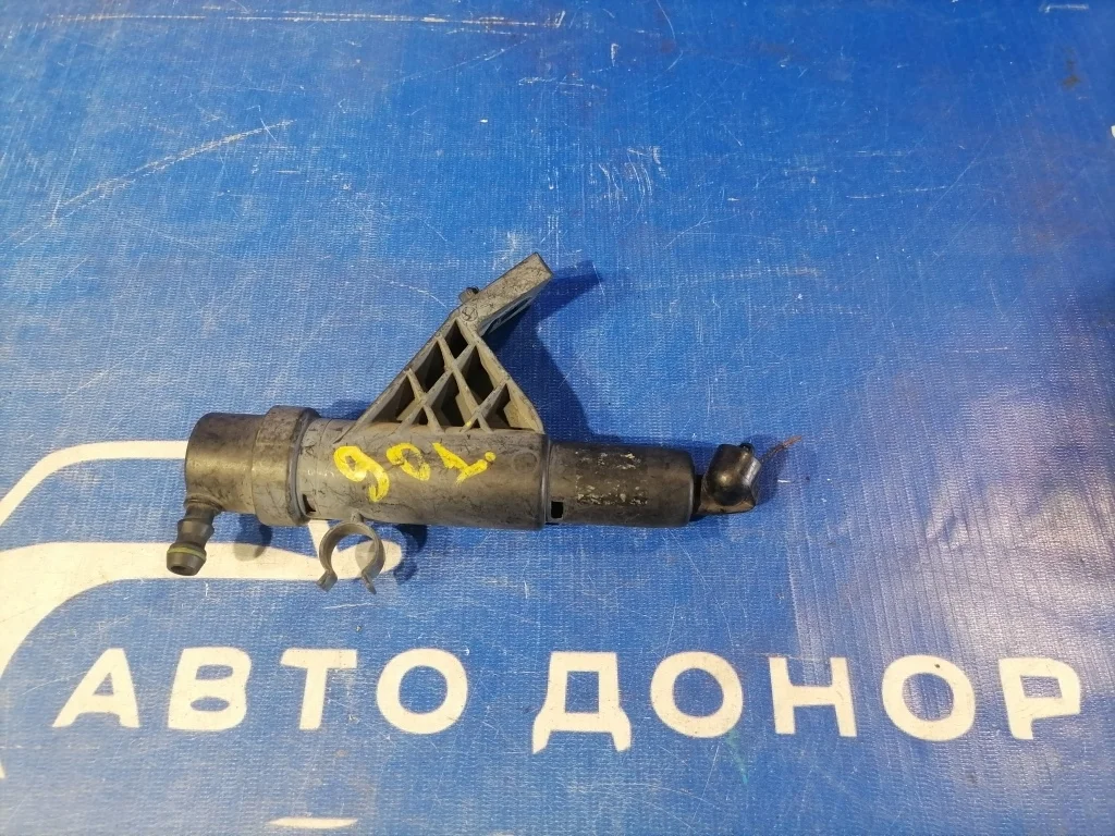 форсунка омывателя фар VOLKSWAGEN PASSAT 3B3 -