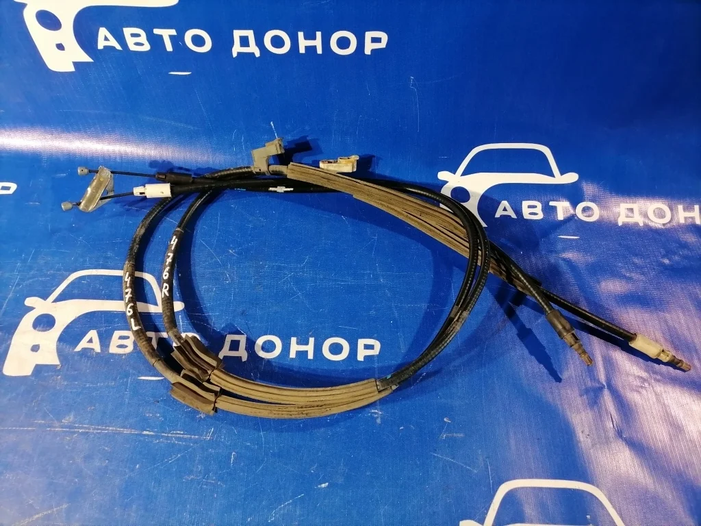 тросик ручного тормоза FORD FOCUS CB4 -