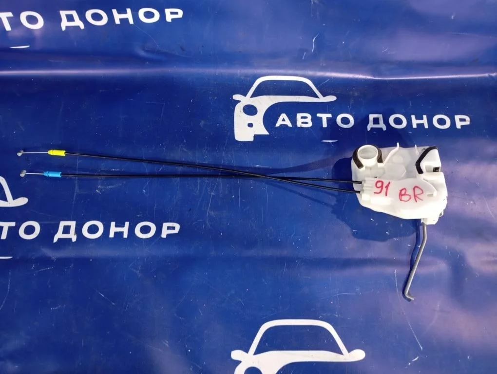 замок двери MITSUBISHI OUTLANDER GF8W 4J12