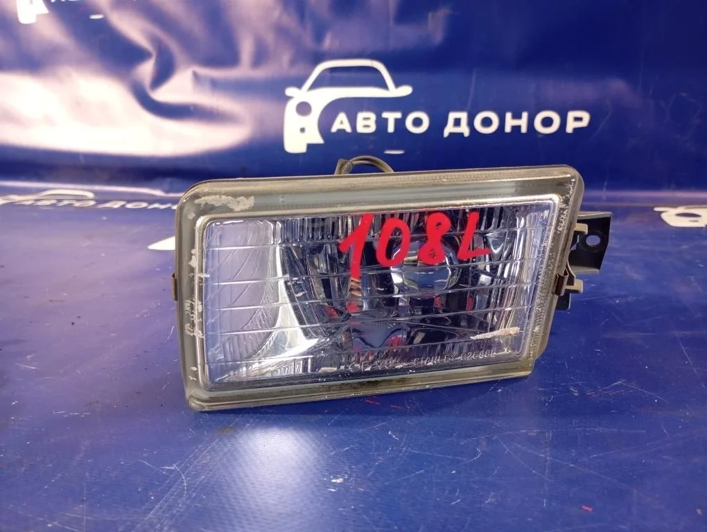 фара противотуманная MITSUBISHI CHARIOT GRANDIS N94W 4G64