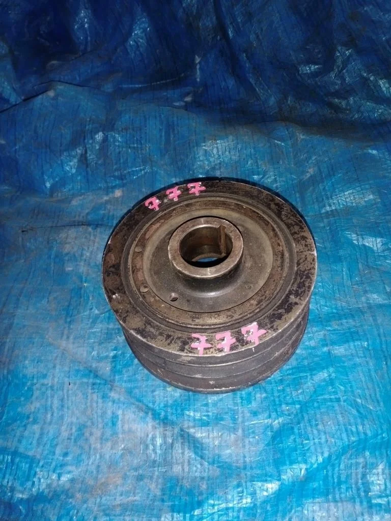 шкив коленвала TOYOTA MARKII GX110 1GFE