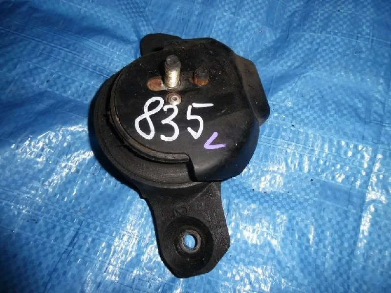 подушка двигателя SUBARU LEGACY BH5 EJ206