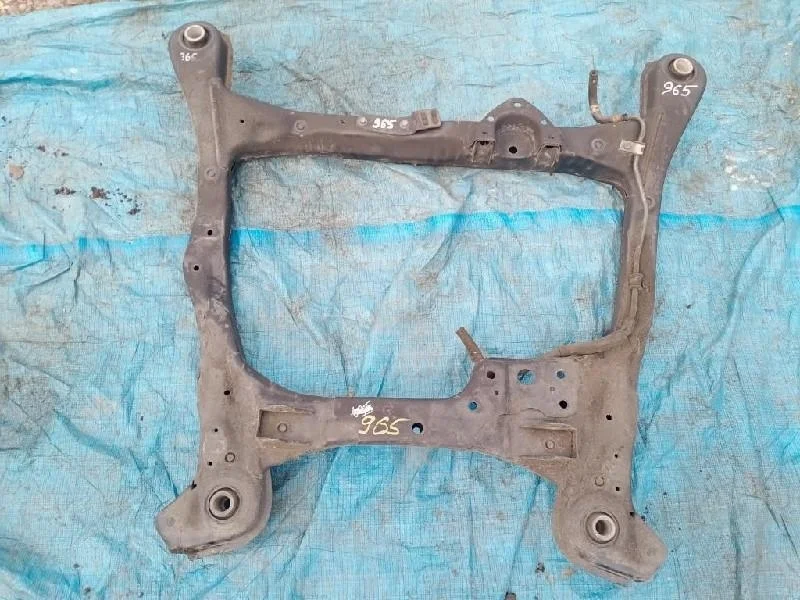 балка под двс TOYOTA MARK II QUALIS SXV20 5SFE