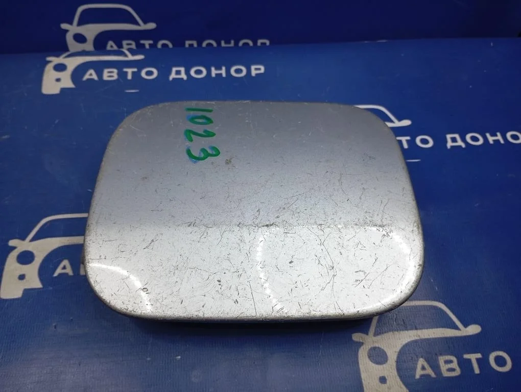 лючок MITSUBISHI LANCER CS2A -