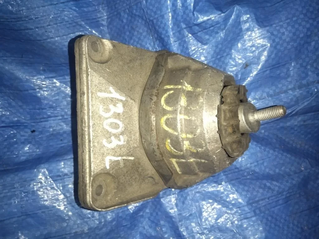 подушка двигателя BMW 5-Series E61 N52B25