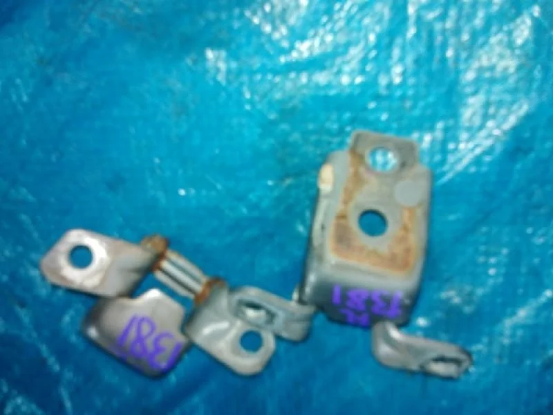 петли двери MAZDA CX5 KE2AW SHVPTS