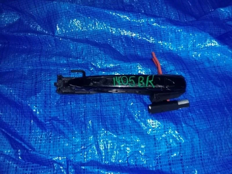 ручка двери TOYOTA WISH ZNE10 -