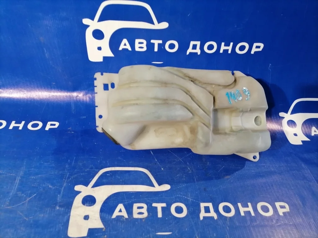 бачок омывателя NISSAN QASHQAI NJ10 MR20DE