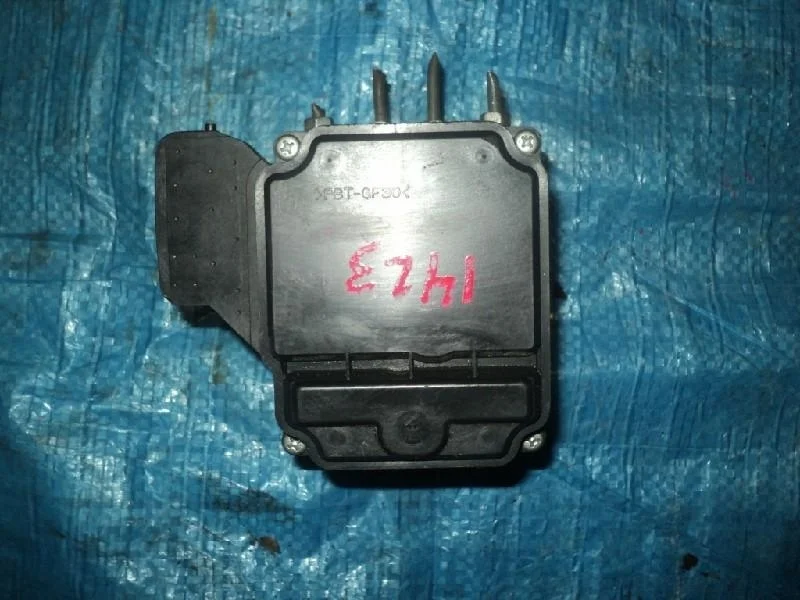 блок abs TOYOTA CAMRY ACV30 -