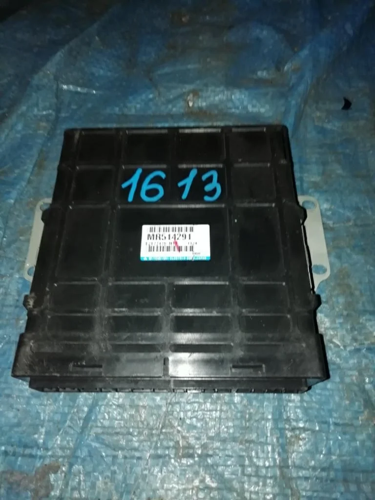 блок управления двс MITSUBISHI CHARIOT GRANDIS N84W 4G64