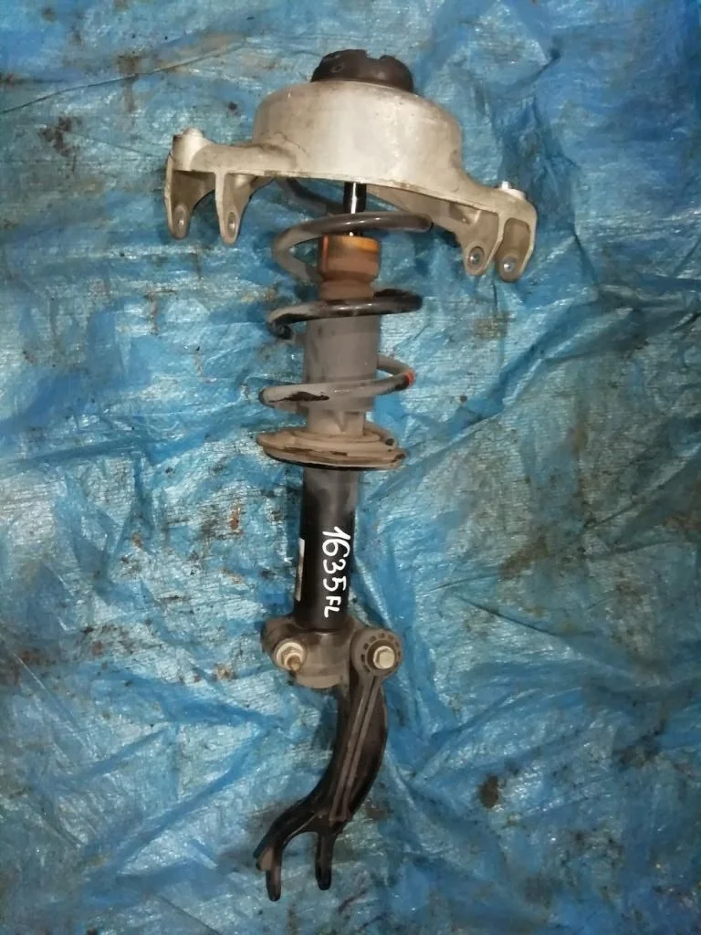стойка AUDI A4 8K2 CABA, CDHB