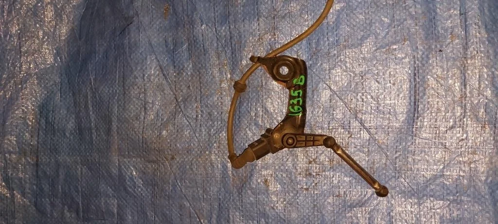 датчик положения кузова AUDI A4 8K2 -