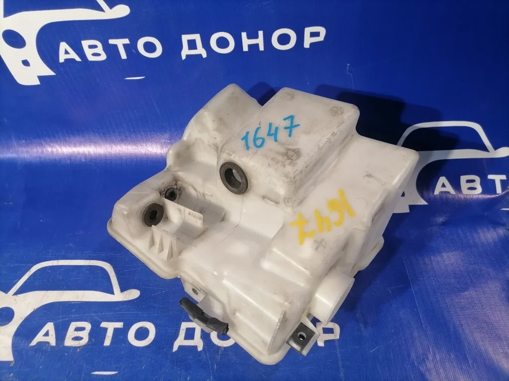бачок омывателя VOLKSWAGEN PASSAT 3C2 -