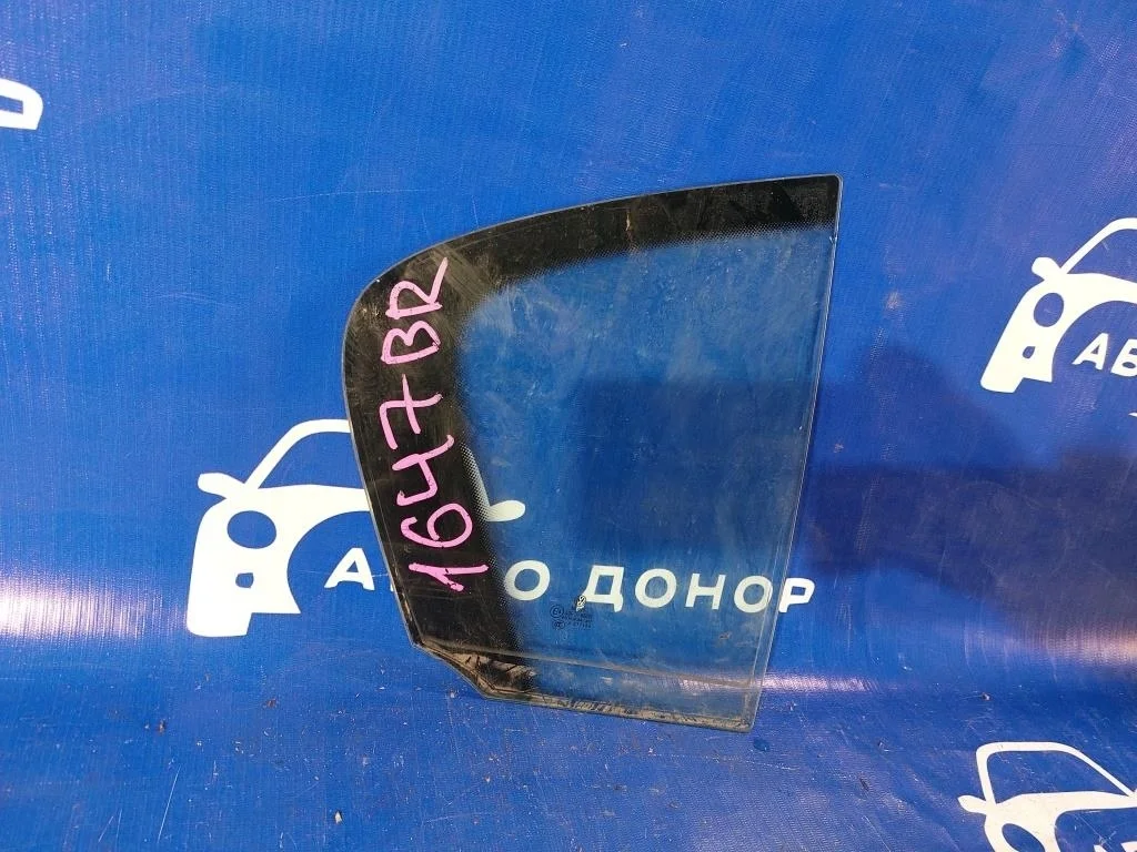 стекло VOLKSWAGEN PASSAT 3C2 -