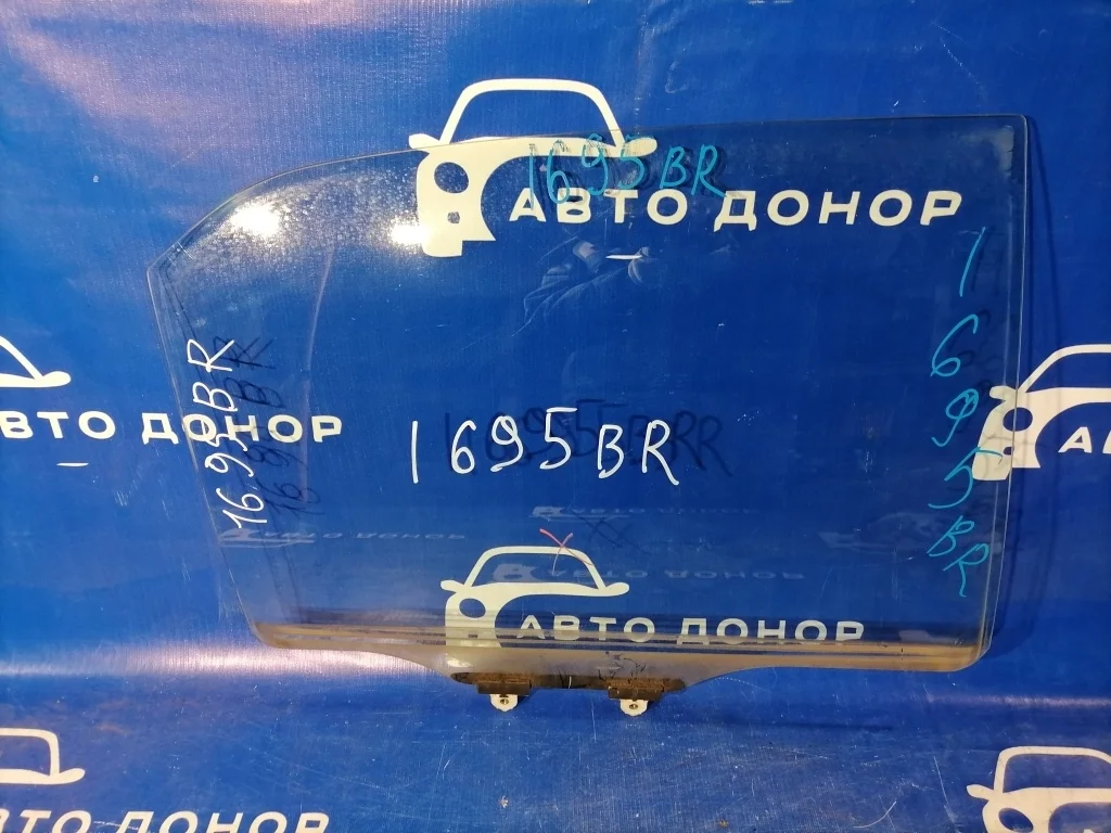стекло MITSUBISHI LANCER CS5A -