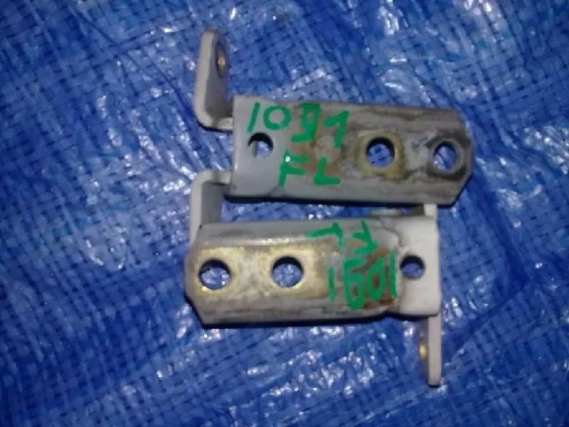 петли двери MITSUBISHI DION CR9W -