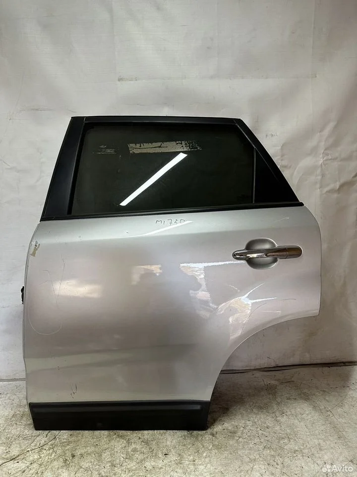 Дверь задняя левая kia sorento 2 2009-2012