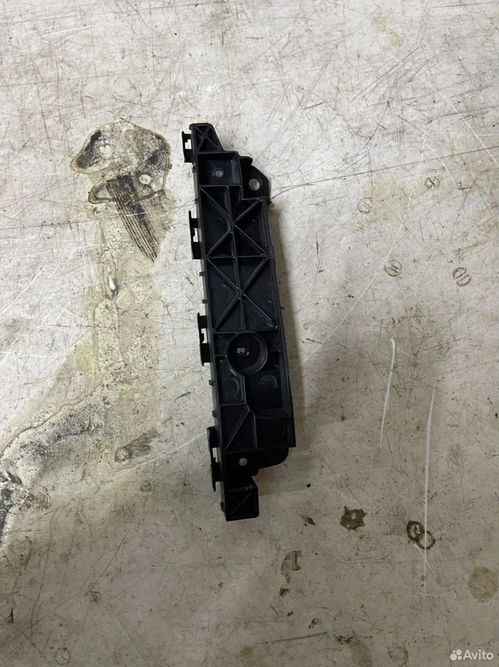 Кронштейн бампера передний hyundai ix35 2010-2013