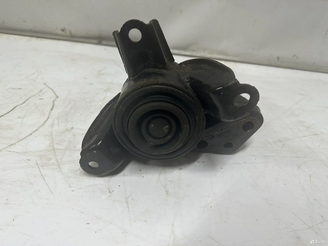 Подушка (опоры двигателя ) hyundai i30 2 201