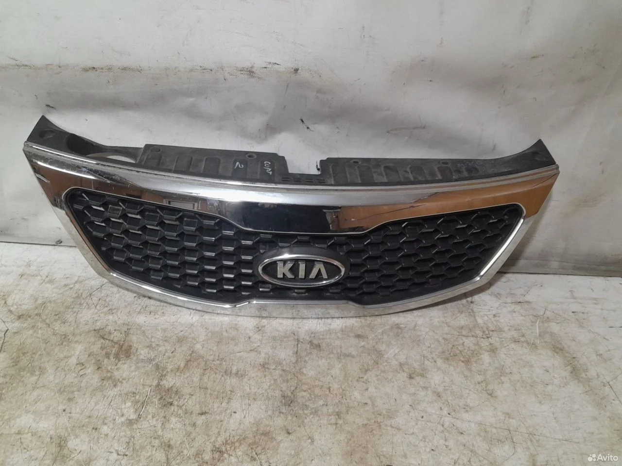 Решетка радиатора kia sorento 2 2010