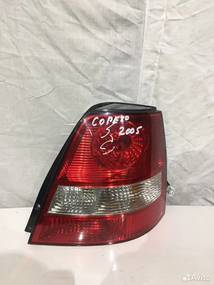 Фонарь задний правый kia sorento 2003-2005