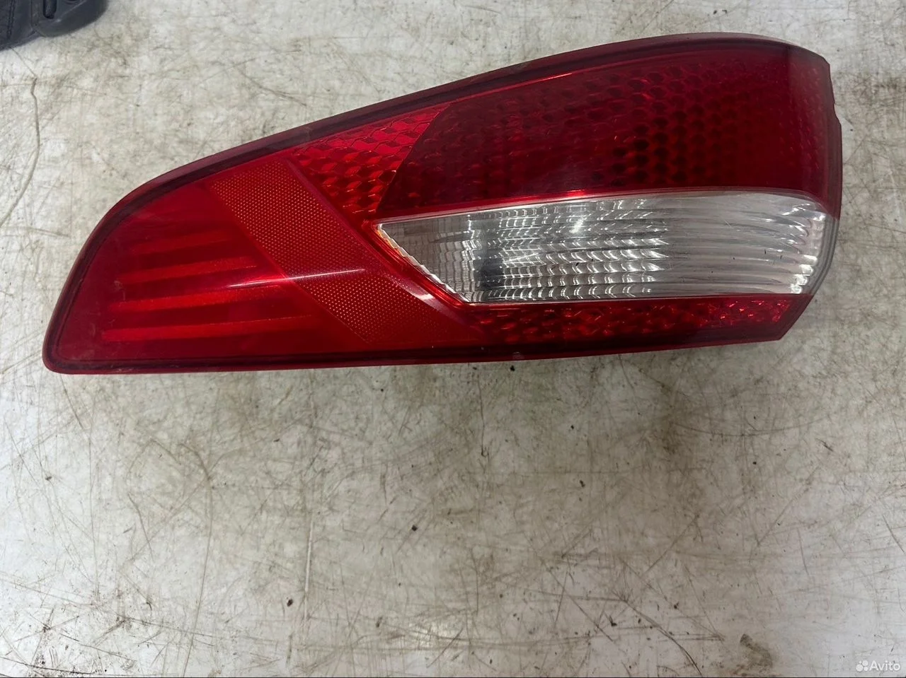 Фонарь задний правый kia rio 3 2011-2014