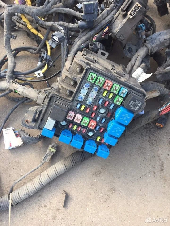 Правотка моторная отсека 1.6 акпп 122л. kia ceed