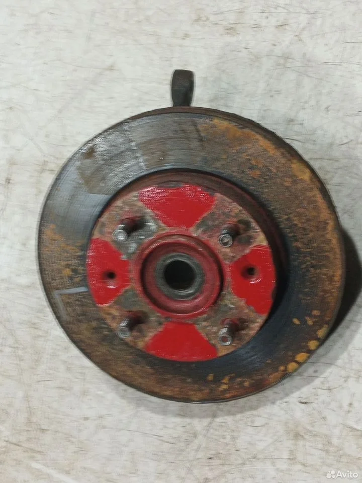 Кулак поворотный передний.hyundai elantra 2001