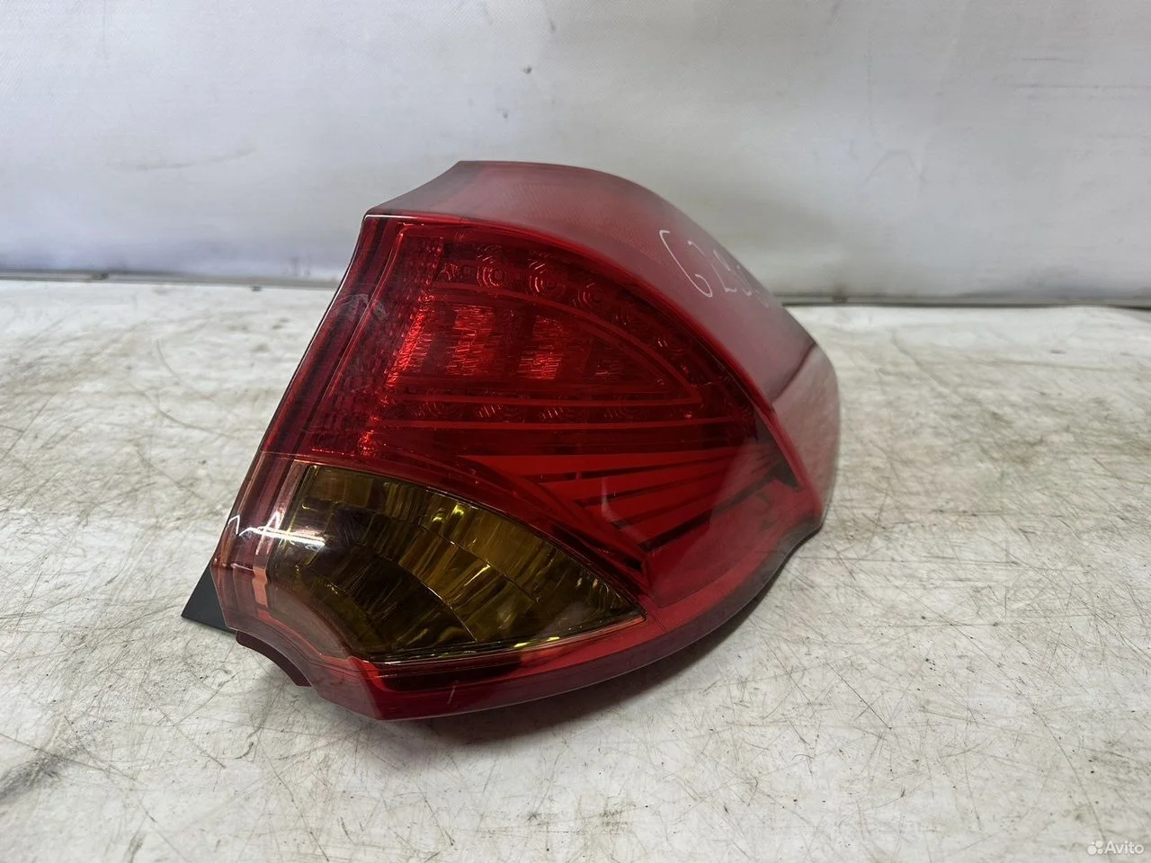 Фонарь задний правый led хэтчбек kia ceed jd