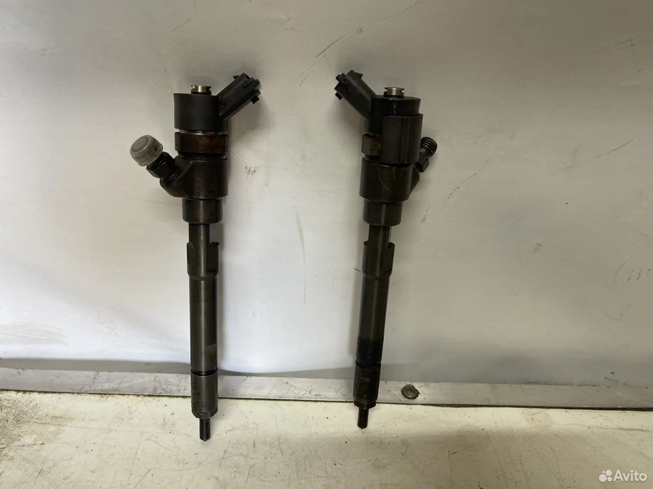 Форсунка топливная 2.2. hyundai santa fe 2. cm
