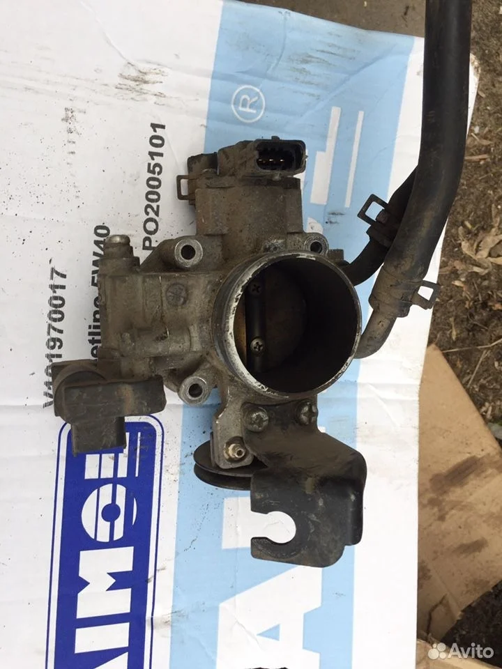 Дроссельная заслонка 35100-2b000 kia ceed 1