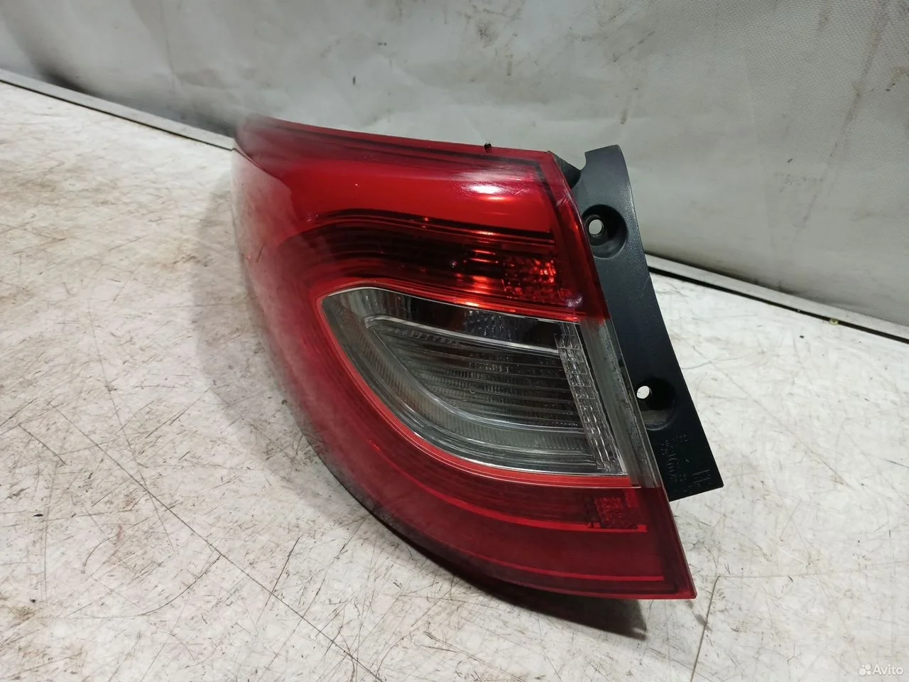 Фонарь внешний левый.hyundai ix 35 2013-2015