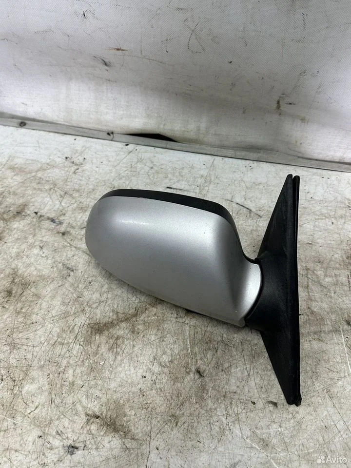 Зеркало заднего вида правый hyundai elantra xd