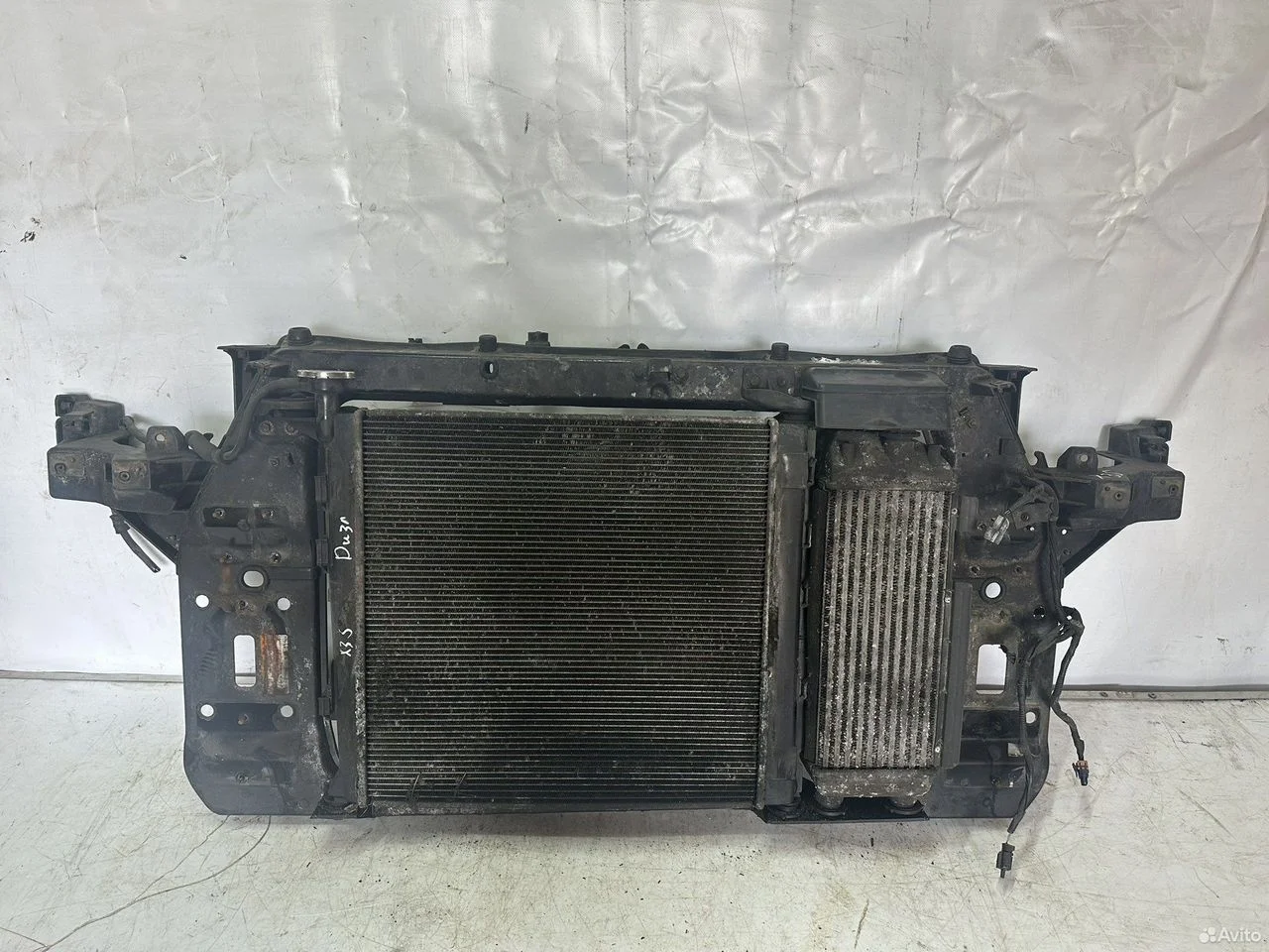 Панель передняя (телевизора ) hyundai ix 35 2009