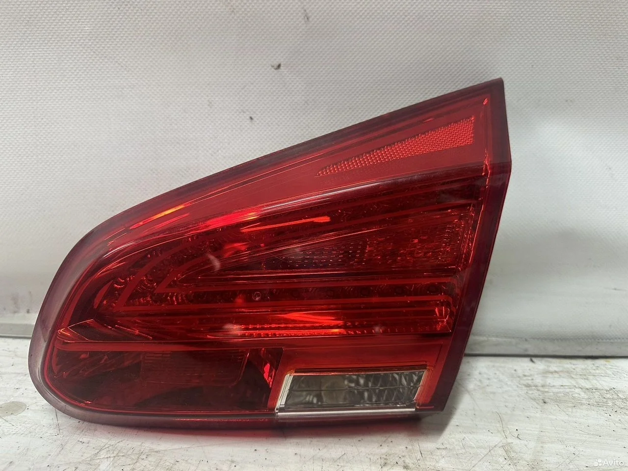 Фонарь крышки багажника задний правый kia ceed jd