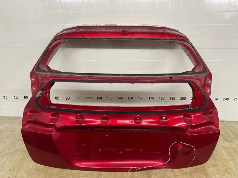 Крышка багажника MITSUBISHI ECLIPSE CROSS 2017 2018 2019 2020 GK