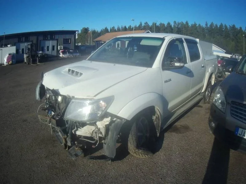 Продажа Toyota Hilux Pick Up 3.0D (171Hp) (1KD-FTV) 4WD AT по запчастям