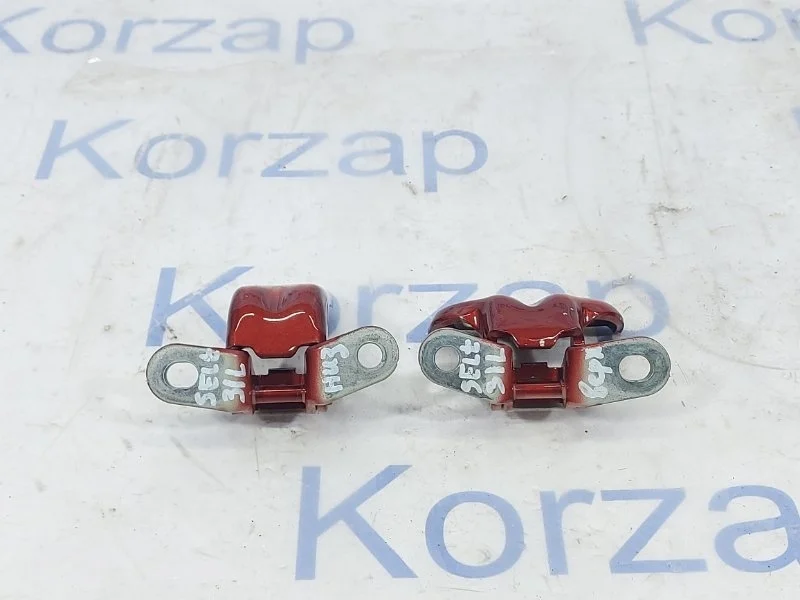 Петля двери Kia Seltos 2021 SP2