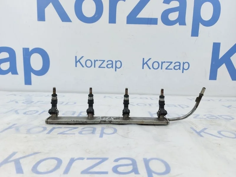 Топливная рампа с форсунками Mitsubishi ASX 2012