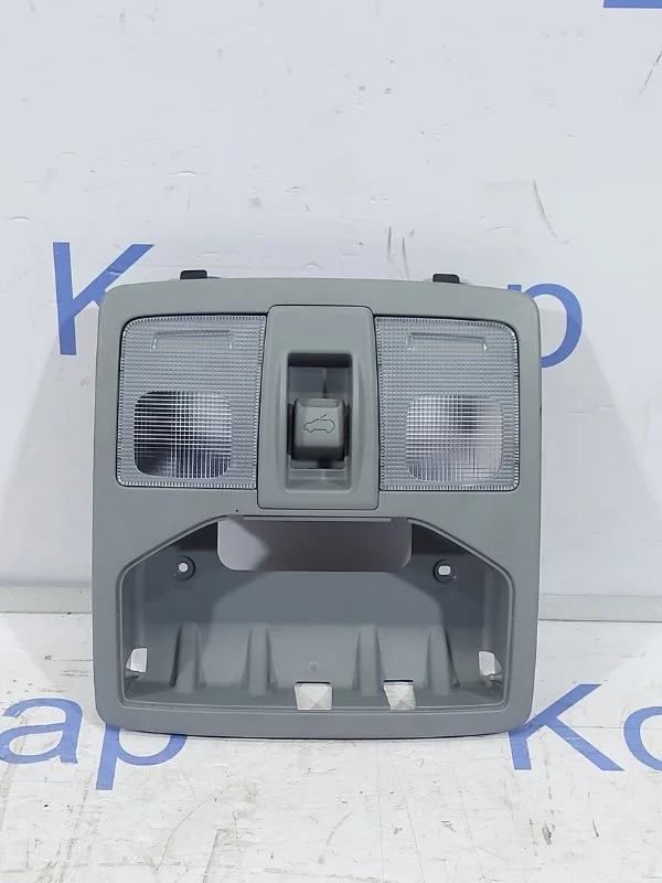 Плафон освещения салона Kia Sorento 2 2012 XM
