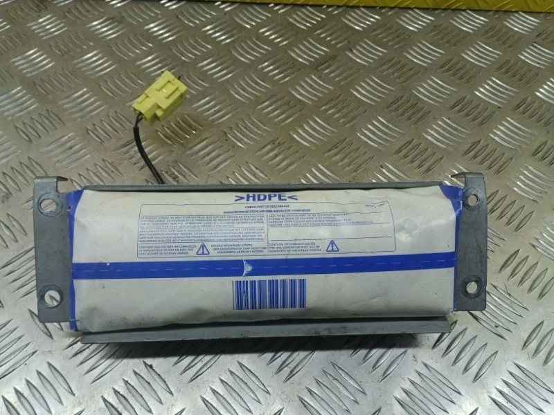 Подушка безопасности пассажирская (в торпедо) Nissan Pathfinder (R51M) 2004-2013 2010