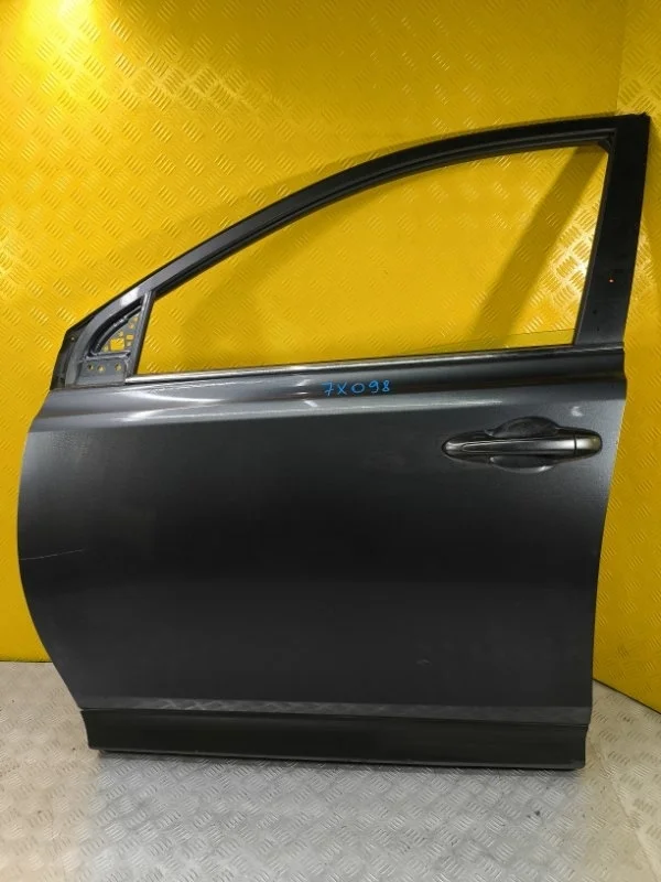 Стекло двери передней левой Toyota Rav 4 (CA40) (2012-2019) 2013