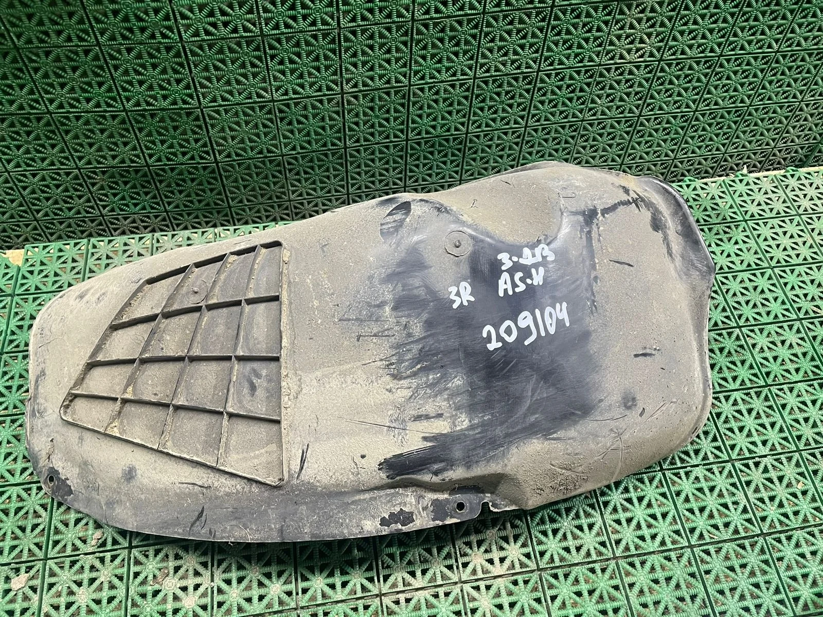 Подкрылок, локер OPEL ASTRA H 2004- задний 3 х дверный хэтчбек правый б/у ASTRA H(2004-2014)