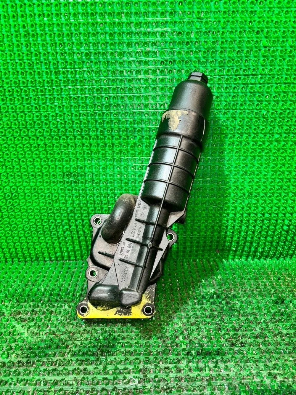 Корпус масляного фильтра Mercedes A2711801210 C-класс W204/S204 (2006—2011) В наличии