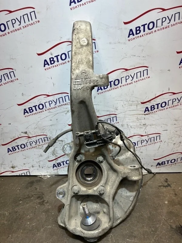 Кулак поворотный MB GL450 2013 X166