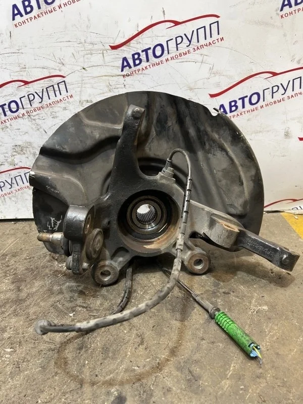 Кулак поворотный LR RR Vogue 3 2009 L322 Рест