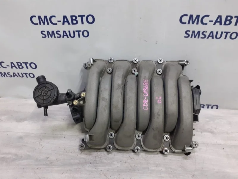 Коллектор впускной Audi A8 079133185CJ D4 4.2 CDR